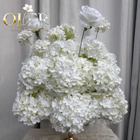Boule de fleurs artificielles en soie réaliste, faite à la main, longue durée, moderne, pour mariage, Noël, Pâques, centre de table décoratif