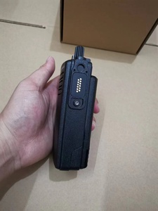 MOTOROLA Motorola Talkie-walkie longue portée, radio bidirectionnelle portable numérique IP57, interphone 2 voies, talkie-walkie UHF VHF DP4400 P8600 - Product Image 3