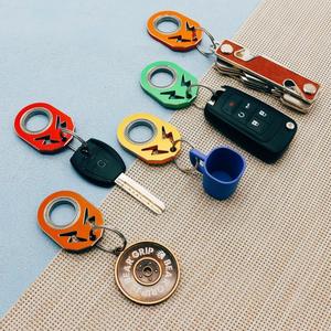 Người lớn và trẻ em ngón tay tập thể dục Spinner Karambit mới tùy chỉnh Giá Rẻ Hợp kim kim loại thú vị Keychain - Product Image 6