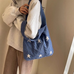 Nuevo bolso de punto, bolso de hombro versátil, bolso de mujer, bolso de mano de gran capacidad, exquisito y de primera calidad - Product Image 1