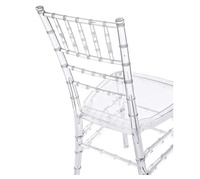 Chaise Chiavari empilable en PC transparent SKD pour la location d'événements et de banquets d'hôtel