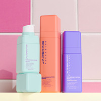 Emballage cosmétique rechargeable écologique et durable de 15ml 30ml 50ml bouteille à pompe de sérum sans air pour soins de la peau en plastique coloré personnalisé