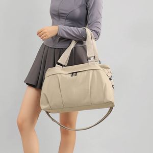 Bolso de Hombro 3 en 1 de Nailon Resistente al Agua para Mujer, Bolso Versátil con Cierre, para la Calle y el Gimnasio |   Bolso convertible tipo bandolera para todo uso - Product Image 1