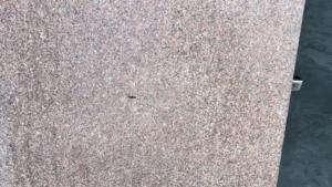 Losa grande de granito flameado pulido rojo Kharda más vendida en estilo de diseño moderno para revestimiento de paredes de encimeras de pisos - Product Image 3