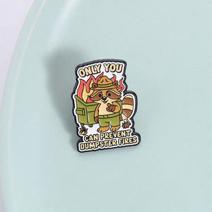 Pin de meme de incendio en contenedor de basura, <span class=keywords><strong>solo</strong></span> tú puedes detenerlo, broche con diseño de Ranger Mapache, accesorio para uso diario, regalo de humor de internet - Product Image 1