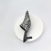Nouvelles sandales d'été 2025 à talons hauts pointus pour femmes, noires, confortables, à talons fins, avec bride à boucle, style coréen, tendance