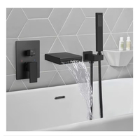 Robinet de douche cascade pour lavabo et baignoire, en laiton poli plaqué or, avec commande encastrée, jet pluie doux et triple poignée