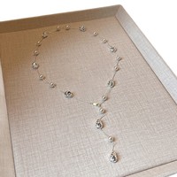 Français Long géométrique fleur perle collier mode chandail chaîne lumière luxe pour femmes mode pendentif colliers en gros