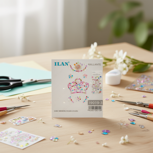 Adesivi Decorativi ILAN con Strass Lucidi 39019-3, Design Floreale a Corona - Product Image 2