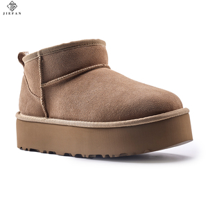<span class=keywords><strong>Stivali</strong></span> Invernali da Donna 2026 in Camoscio Traspirante <span class=keywords><strong>con</strong></span> Pelliccia, Punta Rotonda, Termici, per la Stagione Autunnale - Vendita all'Ingrosso - Product Image 4