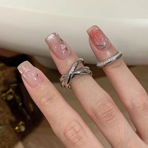 แหวนเงินแท้ S925 ดีไซน์เก๋ วินเทจ หลายชั้น ดีไซน์หรูหรา ประดับเพชรเรียบง่ายที่ตำแหน่งบอกขนาด - Product Image 3