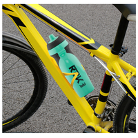 Logotipo personalizado Proveedor profesional Bicicleta de grado alimenticio Ciclismo Bebida Plástico Deportes Squeeze Botella de agua Tipo de paja Método de flujo