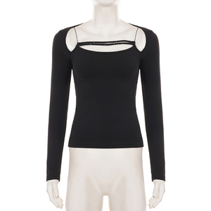 T-shirt court style streetwear américain, à manches raglan, ajouré, avec effet superposé, design audacieux et tendance. - Product Image 6