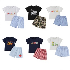 ชุดเสื้อผ้าเด็กขายส่งแบบคละแบบ เสื้อแขนสั้นพร้อมกางเกงขาสั้น ดีไซน์หลากหลาย สีสันผสมผสาน - Product Image 6