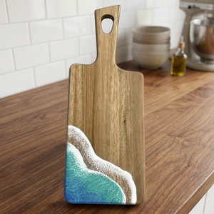 Planche à découper en bois et résine, design vague océanique, avec poignée, écologique, pour charcuterie - Product Image 1