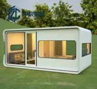 Maison conteneur à deux étages Zhongchen avec panneaux solaires, prête à l'emploi, design hors réseau, maison modulaire préfabriquée pour camping en pleine nature