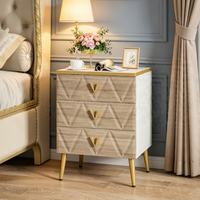 Table de chevet moderne en bois à 3 tiroirs avec poignées en métal doré, pieds fins, meuble de rangement pour chambre à coucher, appartement, maison