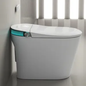 High end modern bathroom auto open cover wc elettrico intelligente wc wc automatico intelligente con sistema di aromaterapia