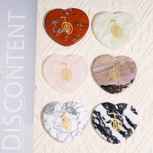 Cristal natural Jade tallado de Reiki símbolo patrones runa piedra losa en forma de corazón piedra losa soporte artesanía para la buena suerte - Product Image 5