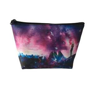 Cadeau <span class=keywords><strong>de</strong></span> Noël pour adolescentes en cuir PU avec impression numérique <span class=keywords><strong>de</strong></span> dessin animé personnalisé Sacs à fermeture éclair pour le lavage <span class=keywords><strong>de</strong></span> <span class=keywords><strong>toilette</strong></span> <span class=keywords><strong>de</strong></span> voyage - Product Image 1