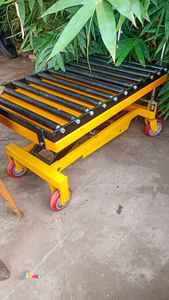 Roller <b>top</b> scissor lift table hydraulic lifting platform for warehouse <b>loading</b> unloading and assembly work - Product Image 3