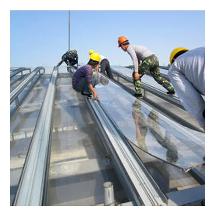 Light weight 1.5-20mm Fireproof Plastic Glass Plastic Polycarbonate Roofing Sheet Greenhouse Polycarbonate