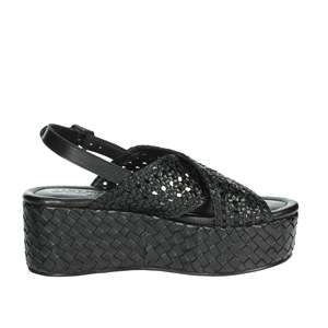 Sandalias de Plataforma con Tiras para Mujer, Modelo 161638, Color Negro, Marca Carmela, para Verano - Product Image 4
