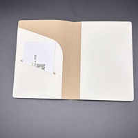 Porte-passeport en cuir PU blanc Nom Carte de crédit Logo personnalisé Pochette pour billet d'avion Sac à manches minces de haute qualité