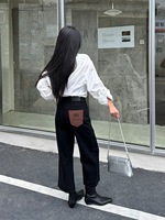 YUANBOFEI OEM Jeans pour femmes, jeans de haute qualité, jeans minimalistes bleus, pantalon en denim à jambes larges, taille haute, coupe ajustée, pantalon personnalisé