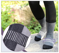Chaussettes de ski d'hiver OEM, chaussettes de randonnée et de camping en plein air, chaussettes athlétiques anti-transpiration, résistantes au froid, avec semelle en tissu éponge