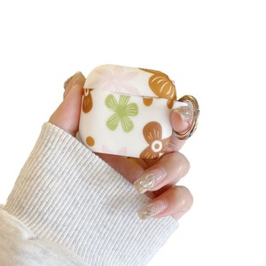 AP028 Fleur brune imprimée en silicone avec pendentif fleur adaptée aux <span class=keywords><strong>AirPods</strong></span> Étui de protection 2/3/1/4 génération pour <span class=keywords><strong>AirPods</strong></span> <span class=keywords><strong>Pro</strong></span> - Product Image 4