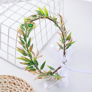 Serre-tête baroque fait main avec guirlande de cristaux, feuilles artificielles et ruban, couronne de mariée avec boucles d'oreilles - Product Image 5