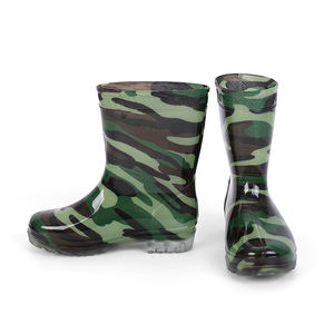 Vente en gros <span class=keywords><strong>de</strong></span> bottes <span class=keywords><strong>de</strong></span> <span class=keywords><strong>pluie</strong></span> camouflage vertes en PVC pour garçons imperméables et antidérapantes pour l'hiver, l'été et l'automne - Product Image 3