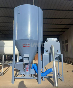 Mélangeur d'aliments pour animaux UNIO 500 kg/h, cuve de mélange verticale, utilisation en élevage, construction métallique, taille des <span class=keywords><strong>granulés</strong></span> hautement personnalisable, neuf - Product Image 5