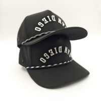 Casquette personnalisée en polyester imperméable, ajustable, sportive, avec logo brodé premium, motif léopard à pois, pour le golf et l'extérieur, vente en gros