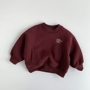 Nouveau <span class=keywords><strong>sweat</strong></span> épaissi à la mode pour garçons filles décontracté Style coréen chinois <span class=keywords><strong>rouge</strong></span> hiver haut chaud vêtements d'hiver pour enfants - Product Image 5