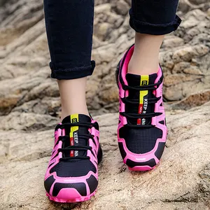 Botas de escalada Zapatos de mujer de trekking antideslizantes recién llegados 2024 zapatos de colinas casuales al aire libre de alta calidad para damas