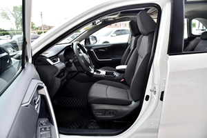 Toyota RAV4 <span class=keywords><strong>2023</strong></span> 2.0L CVT AWD Edición Expeditions, Usado, Volante a la Izquierda, Interior Oscuro, Asientos de Tela, SUV Todoterreno, Fácil de Conducir - Product Image 6