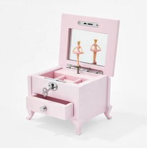 Boîte à musique en bois rose pour enfants, design personnalisé, nouvelle création, ballerine sur pied - Product Image 2