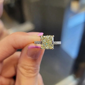 Anillo de Dedo con Diseño de Cubo de Azúcar en Forma Cuadrada, Estilo Princesa, para Mujer - Product Image 1