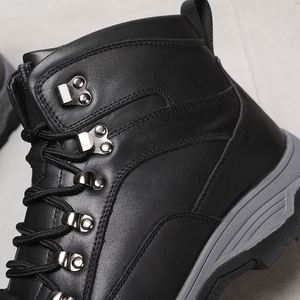 Chaussures d'extérieur pour hommes avec fourrure véritable - Bottes d'hiver épaisses à semelle antidérapante en laine, confortables et chaudes, vente en gros du fabricant - Product Image 2