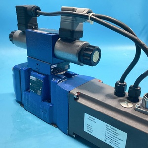 En stock R900704234 4WRKE10E100L-3X Vanne proportionnelle, taille 10, OBE - Product Image 4