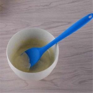 Spatola da Cucina per Torte, Utensile da Cucina Resistente al Calore con Manico Integrato, Cucchiaio in Silicone, Raschietto, Utensile da Cucina, Spatola Girevole - Product Image 3