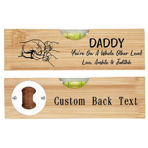 Regalo personalizado para el Día del Padre o cumpleaños: Regla de nivel de <span class=keywords><strong>madera</strong></span> con abridor de botellas y <span class=keywords><strong>medidor</strong></span> de altura para niños, con nombre. - Product Image 3