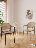 Conception simple moderne fabrication accoudoir chaise en plastique siège design en rotin chaise d'extérieur chaises de jardin