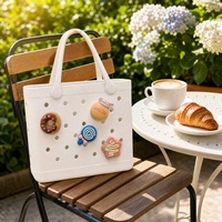Ensemble de breloques en PVC pour sabots, motifs variés (alimentation, espace, maison), pour boucles de sabots et pendentifs de sac