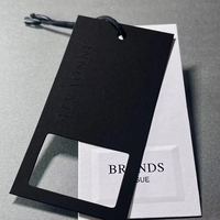 Balançoire en papier de carton noir de luxe Accrocher le logo personnalisé avec sérigraphie écologique pour sacs et chaussures