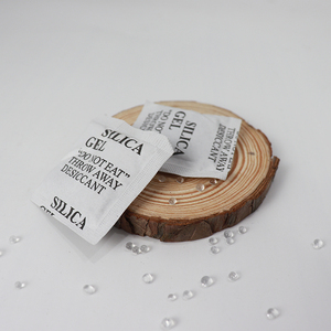 Fabricante Liyou marca desecante Tyvek <span class=keywords><strong>SiO2</strong></span> Gel de sílice 1G 3G 5G alta pureza logotipo personalizado absorbente de humedad electrónica química - Product Image 2