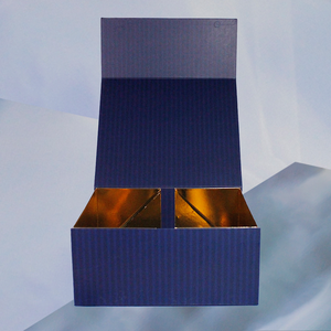 Materiales reciclados, venta al por mayor, papel de aluminio dorado personalizado, estampado, papel revestido, ropa azul grande, caja de regalo plegable para calcetines de vestir - Product Image 2