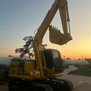 Usado de segunda mano Japón Original Komatsu Pc130 13ton caja de cambios Motor de potencia 90% nuevo tipo de oruga amarillo usado excavadora - Product Image 6